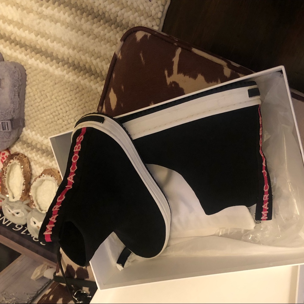 Gently used in great condition worn 3x.